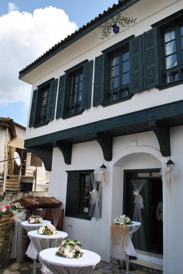 Ilya Konak Sirince Bed and Breakfast Selçuk Exteriör bild